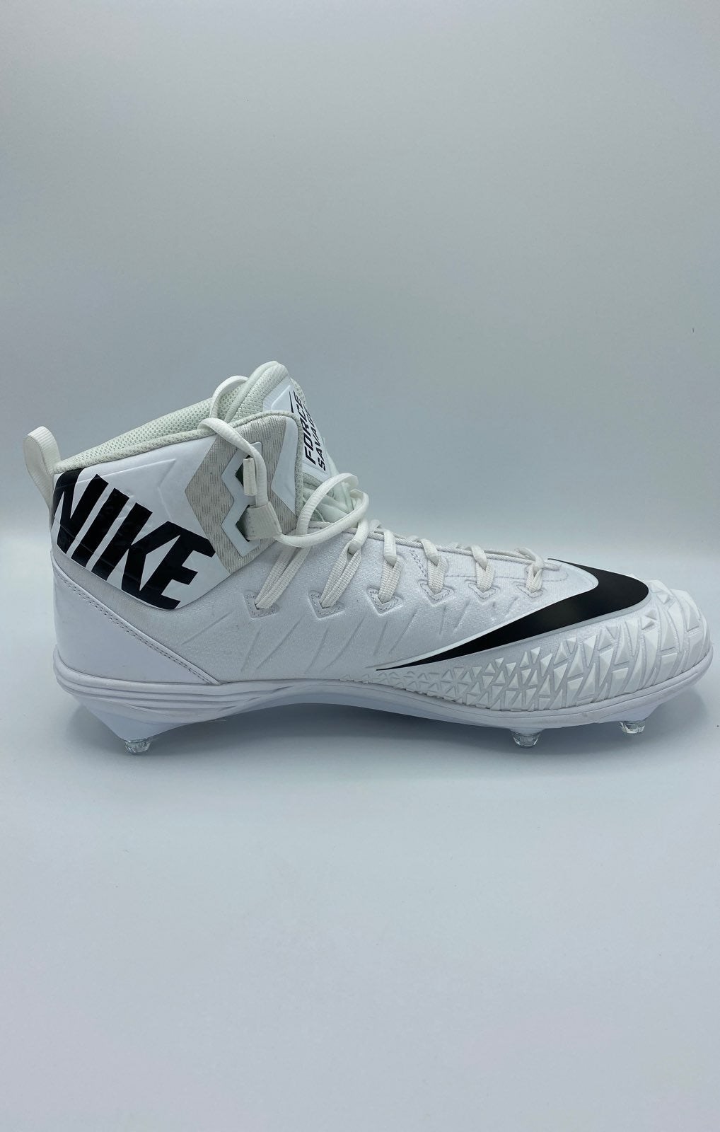 nike force savage pro d